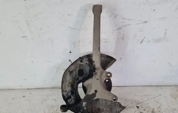 Mercedes-Benz CLK A208 C208 Front wheel hub