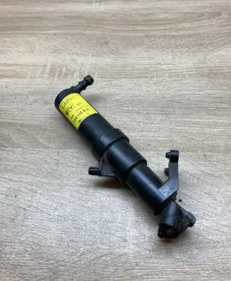Mercedes-Benz C W203 Headlight washer pump 0308011011