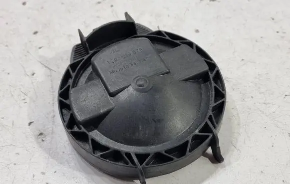 Headlight/headlamp dust cover