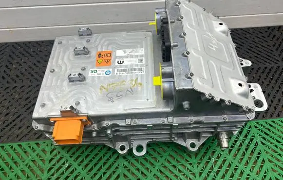 Fiat 500E Voltage converter inverter P46353528 JD20122