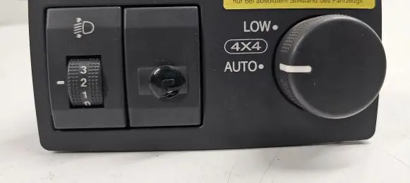 KIA Sorento Differential lock switch 