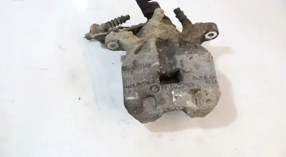 Mazda 3 III Rear brake caliper