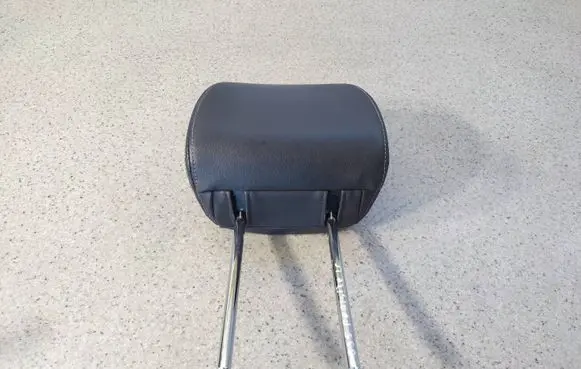 Subaru Forester SJ Front seat headrest 