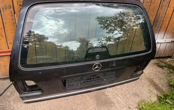 Mercedes-Benz E W210 Tailgate/trunk/boot lid
