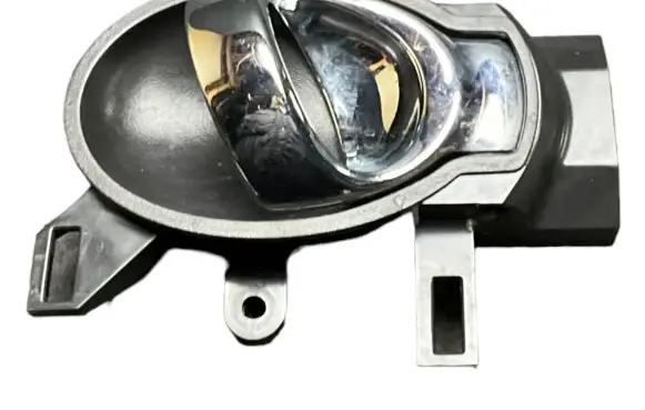 Nissan Note (E12) Front door interior handle