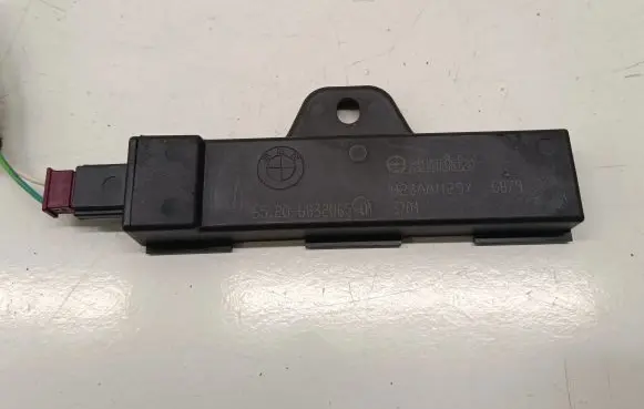Interior comfort aerial antenna