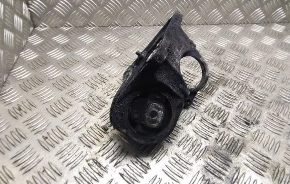 Peugeot 407 Engine mount bracket 96133053