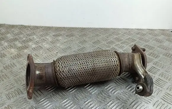 Hyundai Santa Fe Muffler pipe connector clamp 