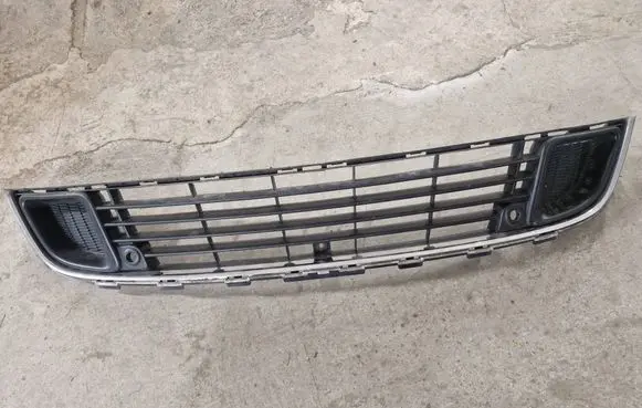 Citroen C5 Front bumper lower grill 9681052677