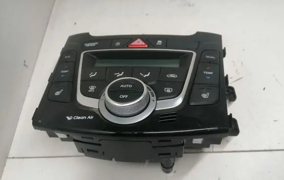 Hyundai i30 Climate control unit 97250A6501