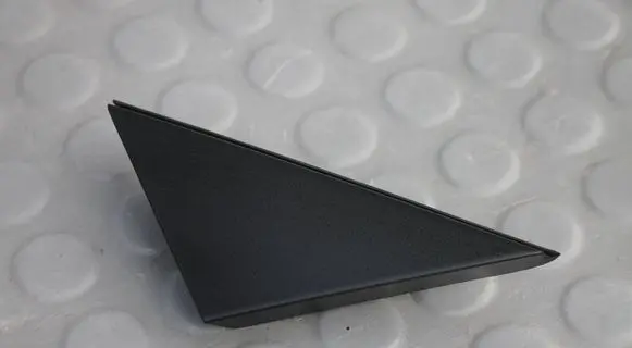 Hyundai Kona I Front door glass trim molding HYUNDAI86180J9000 86180J9000