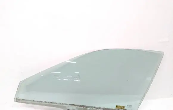Honda Accord Front door window glass four-door