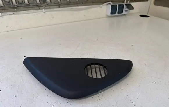 Volkswagen Multivan T5 Dashboard side end trim 7H5857175B
