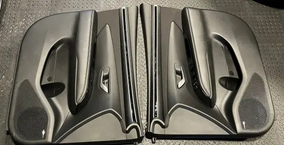 Hyundai Tucson IV NX4 Front door card panel trim