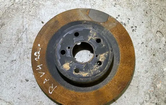 Toyota RAV 4 (XA50) Rear brake disc