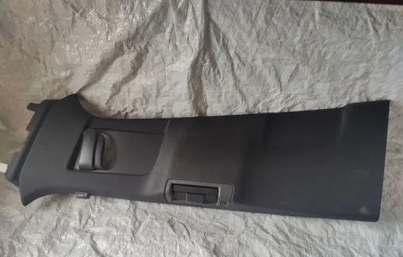 Volvo S90, V90 (B) pillar trim (top) 31377667