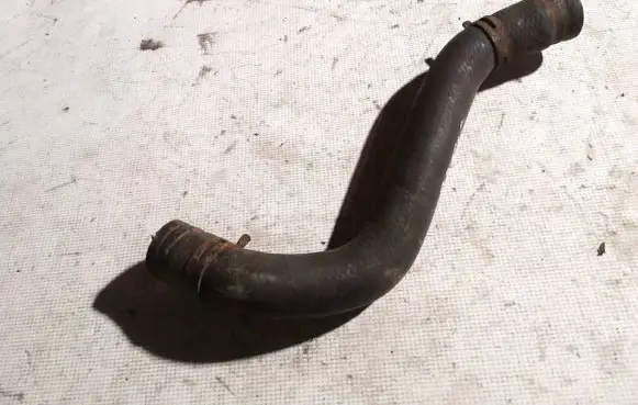 Chrysler 300 - 300C Engine coolant pipe/hose
