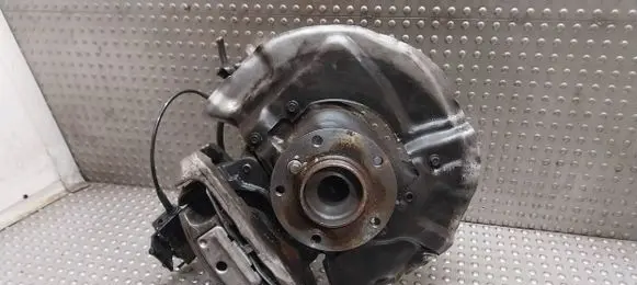 BMW 5 E60 E61 Front wheel hub 6760954
