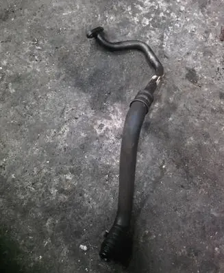 BMW X1 E84 Turbo turbocharger oiling pipe/hose 85136150