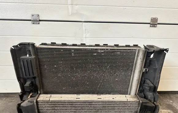 Volvo V70 Radiator set 
