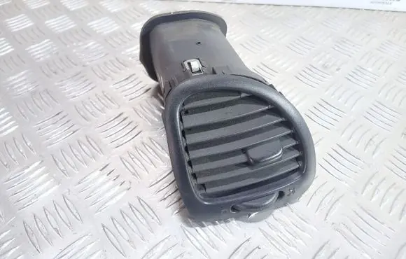 Ford Galaxy Dashboard side air vent grill/cover trim 95VWA018B08 7M1819704F