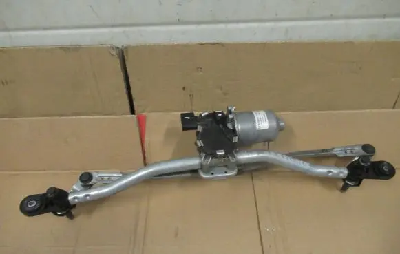 Jeep Renegade Front wiper linkage and motor