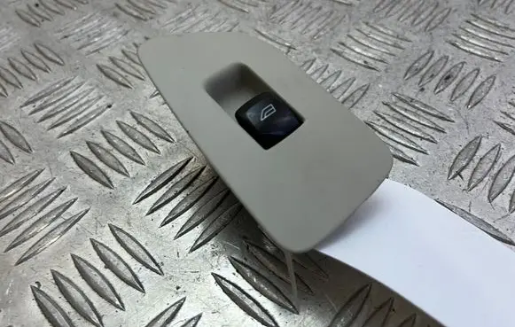 Volvo XC90 Electric window control switch 31376458