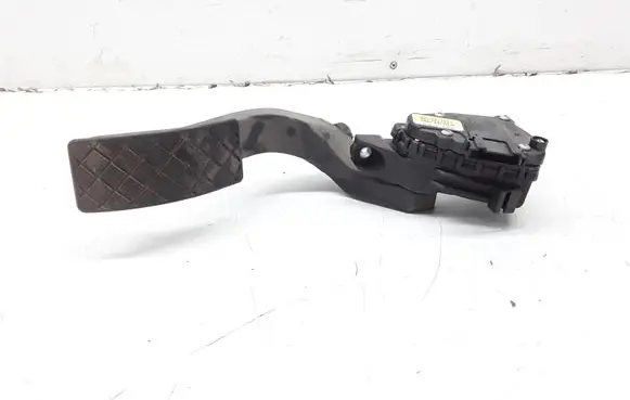 Audi A6 S6 C5 4B Accelerator throttle pedal 8D1723523L