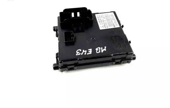 Mercedes-Benz E W213 Air conditioning/heating control unit A0009003810