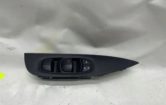 Nissan Rogue Quarter vent window switch 254016MA0C 3290 0793A02