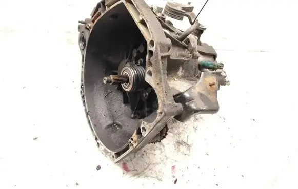 Nissan Qashqai Manual 6 speed gearbox 