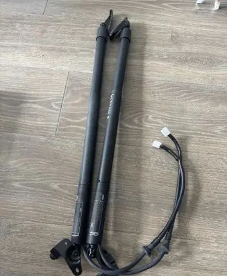 Toyota bZ4X Tailgate/trunk strut/damper 6891042102 6892042082