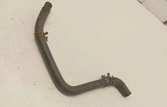 Volkswagen Transporter - Caravelle T4 Engine coolant pipe/hose 074121109A