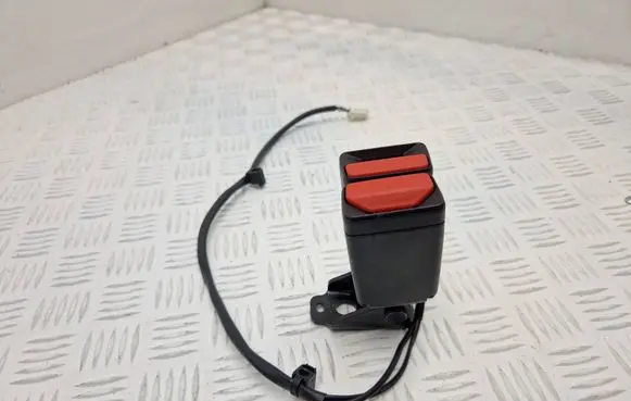 Citroen DS5 Middle seatbelt buckle (rear) 6165213A