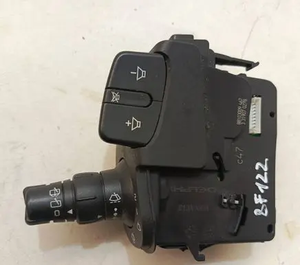 Renault Modus Wiper control stalk 88103009