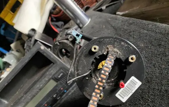 Volkswagen Multivan T4 Airbag slip ring squib (SRS ring) brak