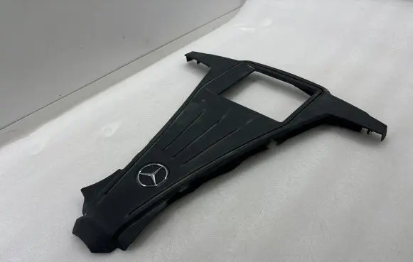 Mercedes-Benz E C207 W207 Engine cover (trim) A27801058 BBP181406