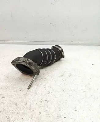 Opel Zafira B Air intake duct part 13249021