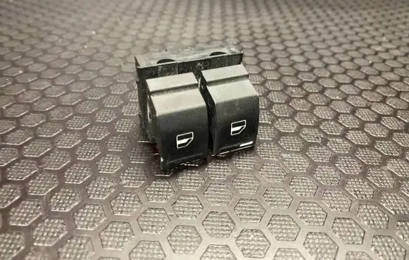 Volkswagen Touran I Electric window control switch 1K3959857