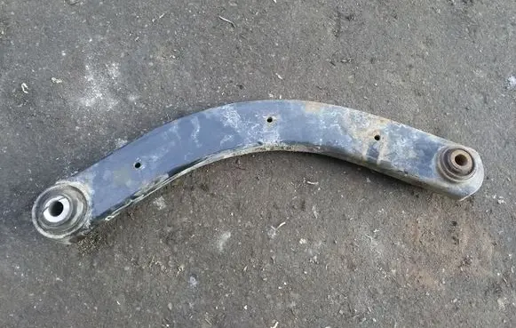 Rear upper control arm/wishbone