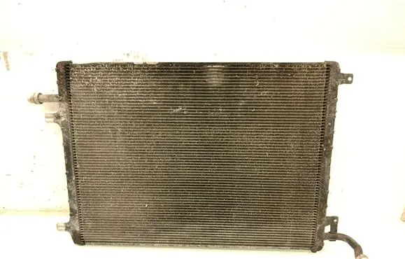 Land Rover Discovery Sport Coolant radiator