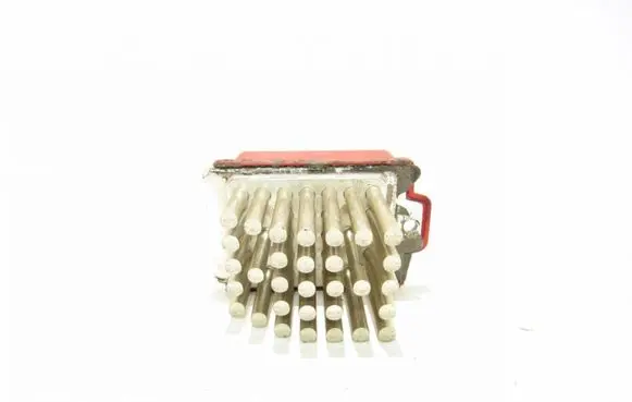 Seat Toledo II (1M) Heater blower fan relay 5DS00646701