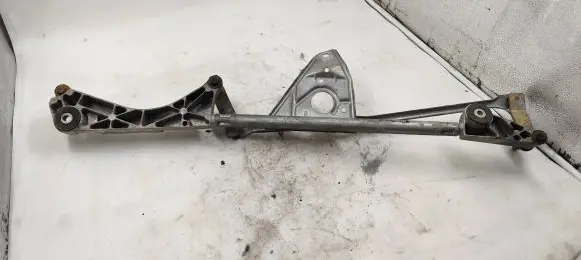 Mercedes-Benz C W203 Front wiper linkage A2038200505