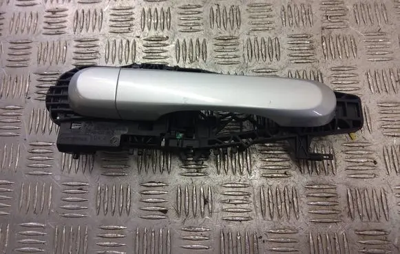 Jeep Renegade Rear door exterior handle 252108RH