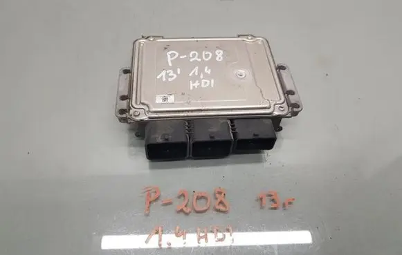 Peugeot 208 Engine control unit/module ECU 0281019820