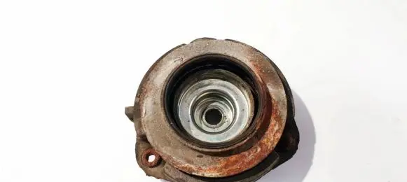 Volkswagen PASSAT B6 Coil spring mount 