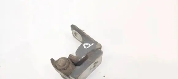 Skoda Yeti (5L) Rear door lower hinge 8K0831401A