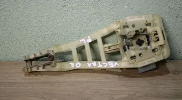 Opel Vectra C Front door exterior handle/bracket 