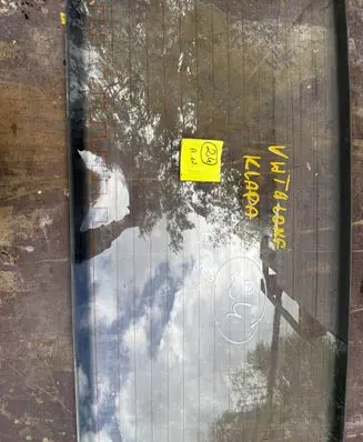 Volkswagen Transporter - Caravelle T4 Opening tailgate glass 568989565