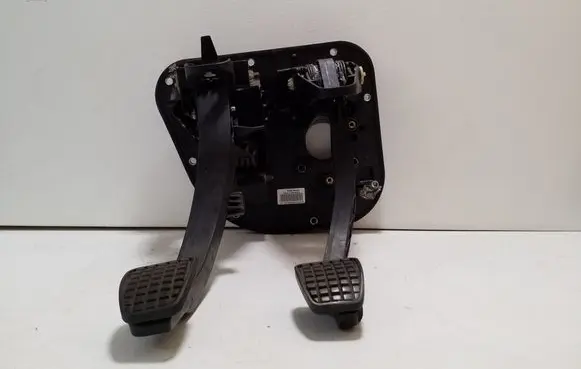 Iveco Daily 6th gen Pedal assembly 5801264939